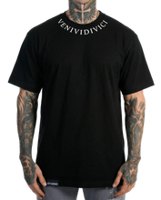 Cargar imagen en el visor de la galería, Veni Vidi Vici Neck Tee
