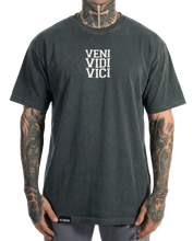 Cargar imagen en el visor de la galería, Veni Vidi Vici - Motor Oil
